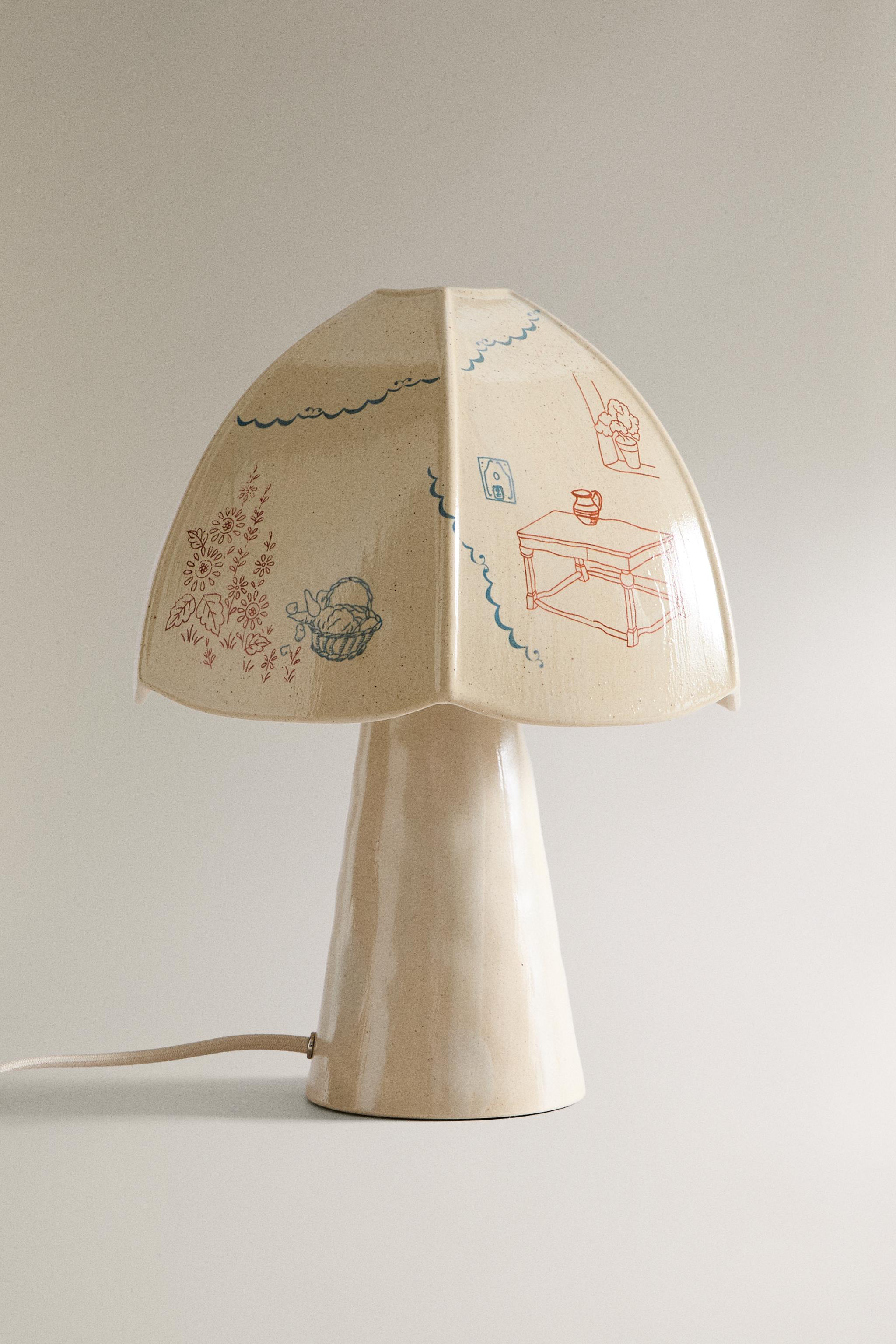 CERAMIC TABLE LAMP WITH PAINTED MOTIFS